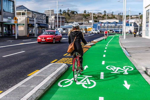 Example of cycle paths in Beach Road Auckland