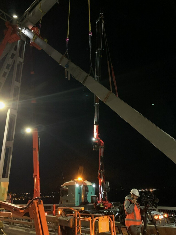 The strut replacement being installed on the Auckland Harbour bridge overnight.