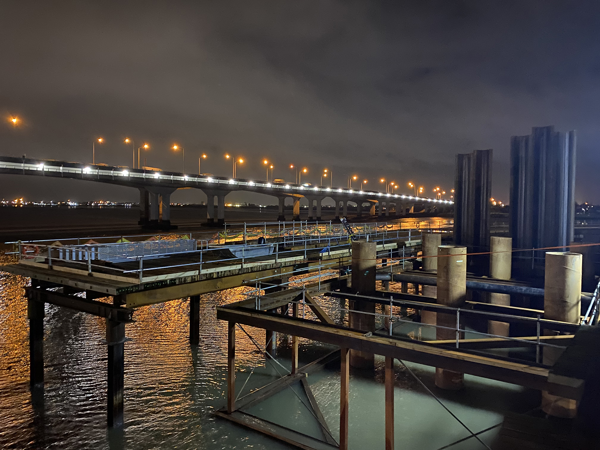 Old Māngere Bridge Replacement at night