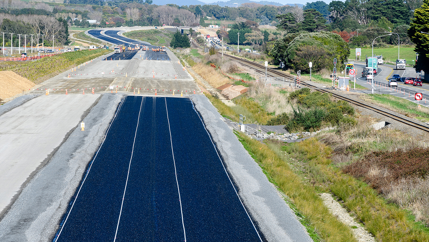 Asphalt laid on one side of the expressway.