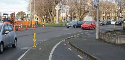 Photo of Dunedin cycle lanes. 