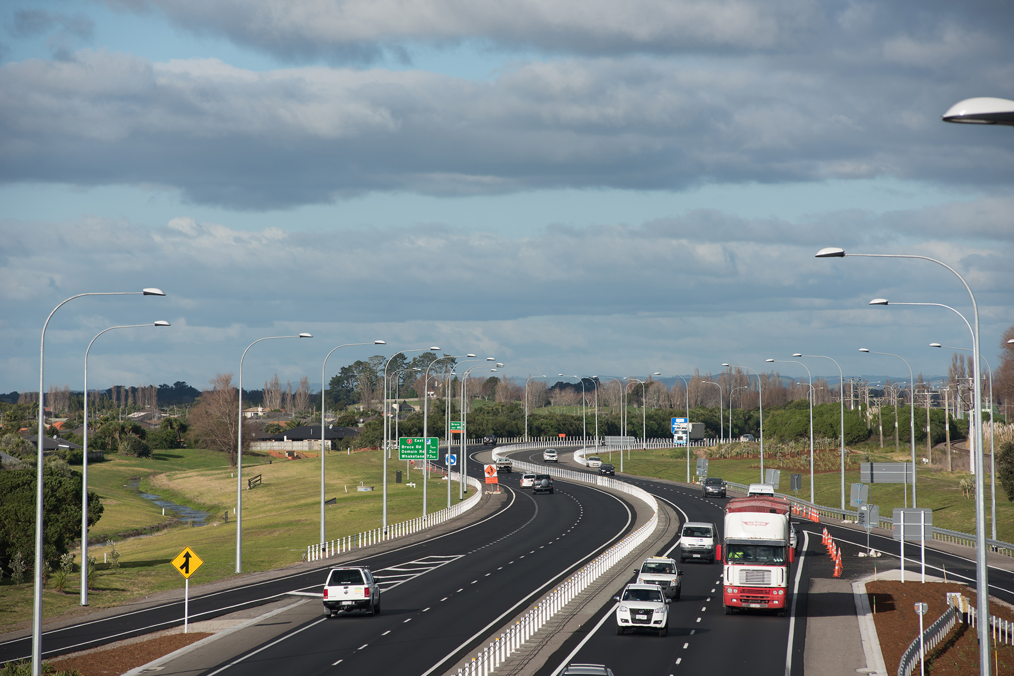 Four-laned motorway with traffic